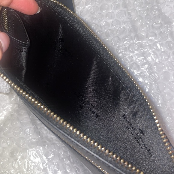 Kate Spade Wristlet - Picture 6 of 6
